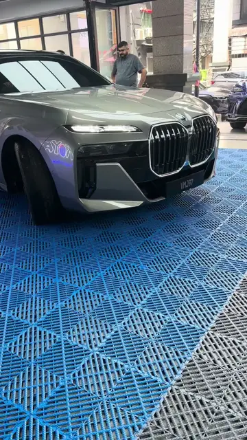 BMW i7 in the KOYA bay