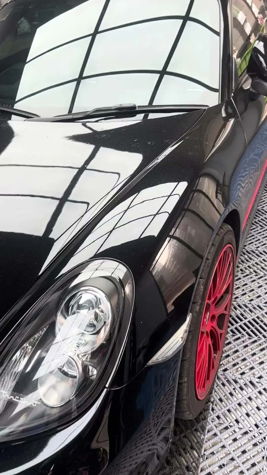 Porsche Cayman gloss finish